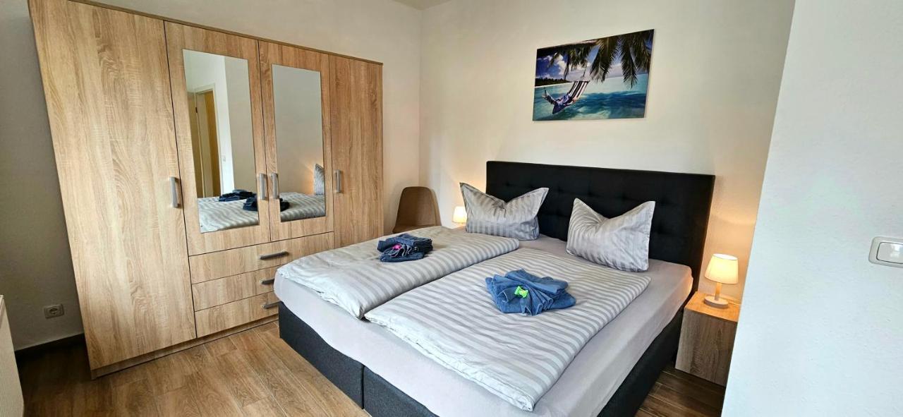 Apartment Johnis Fewo, Naehe Stadtzentrum Gegenueber Der Uni In Sehr Ruhiger Lage Und Eigenem Parkplatz Cottbus