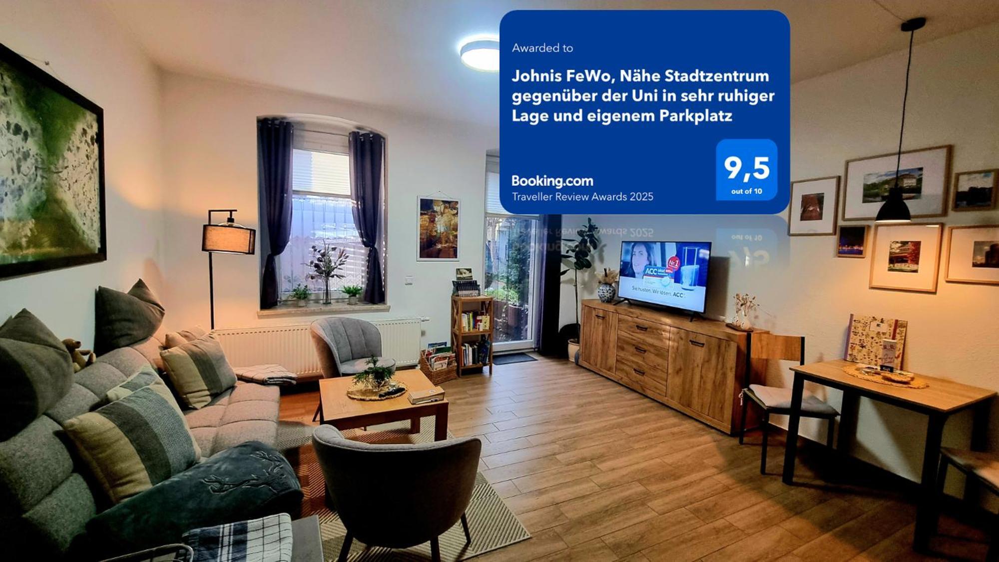 Johnis Fewo, Naehe Stadtzentrum Gegenueber Der Uni In Sehr Ruhiger Lage Und Eigenem Parkplatz Apartment